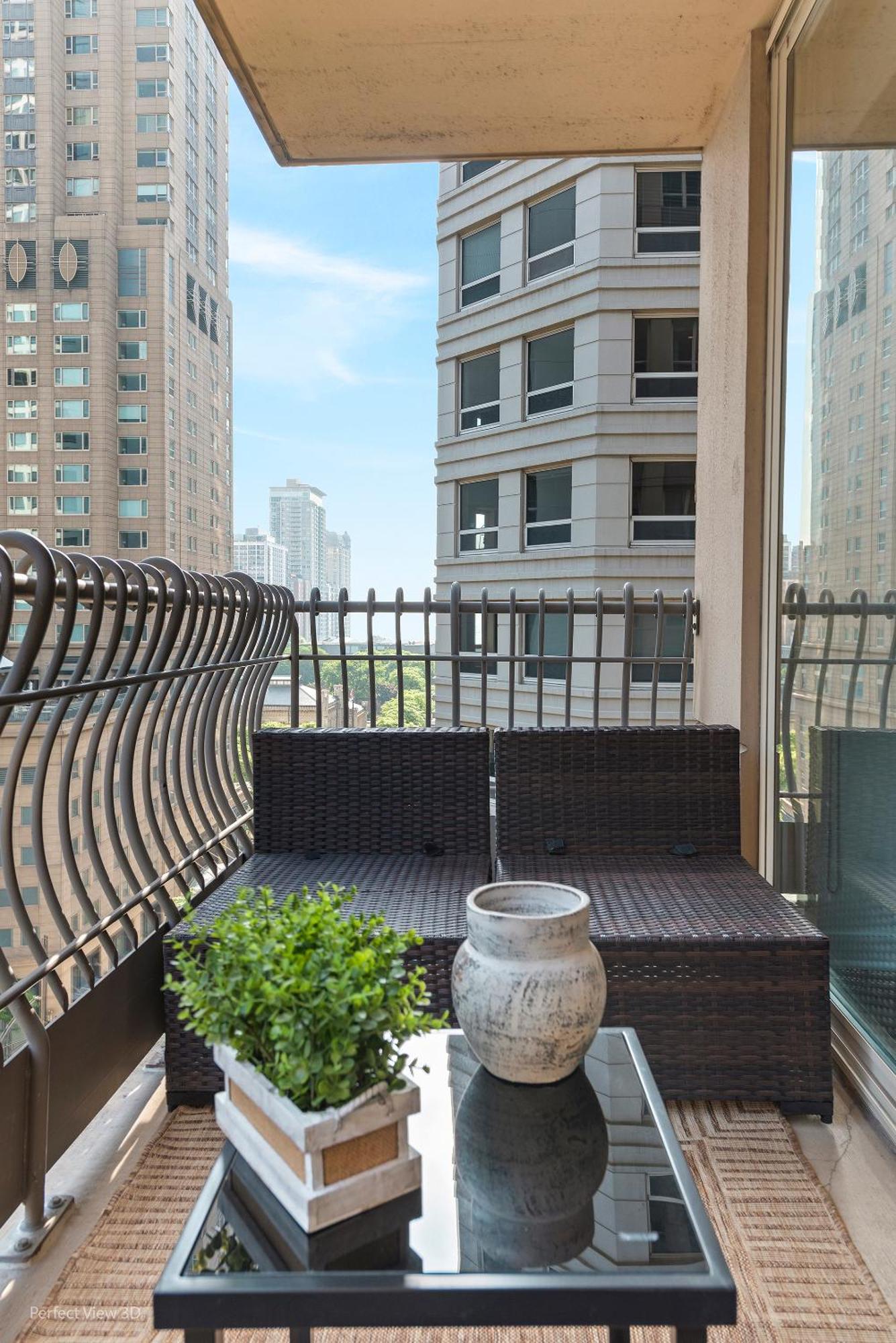 The Bernardin Gold Coast Luxury Apartments Near Magnificent Mile シカゴ エクステリア 写真
