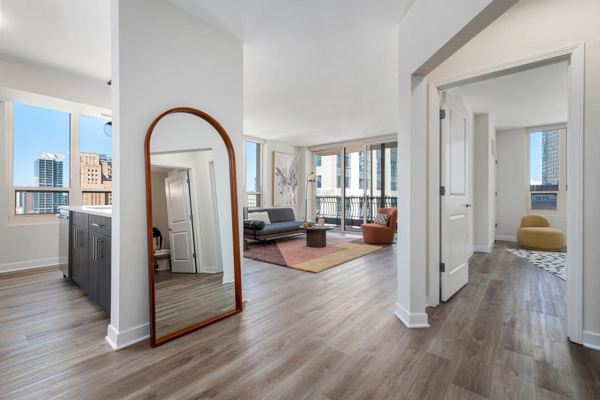 The Bernardin Gold Coast Luxury Apartments Near Magnificent Mile シカゴ エクステリア 写真