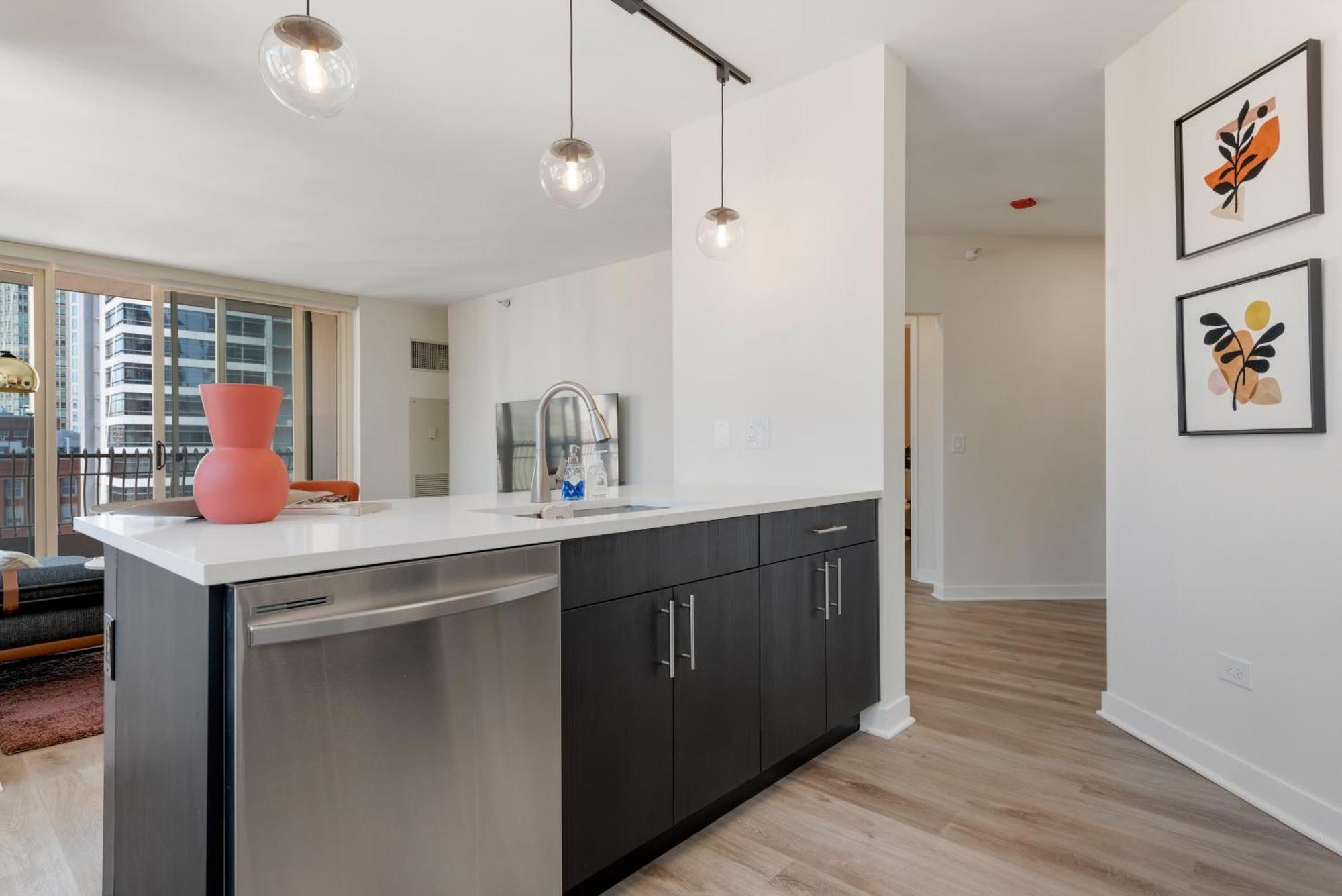 The Bernardin Gold Coast Luxury Apartments Near Magnificent Mile シカゴ エクステリア 写真